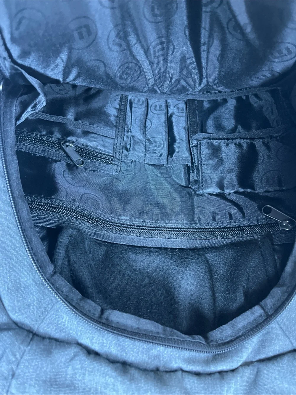 Travis Mathew 22L Approach Backpack 15